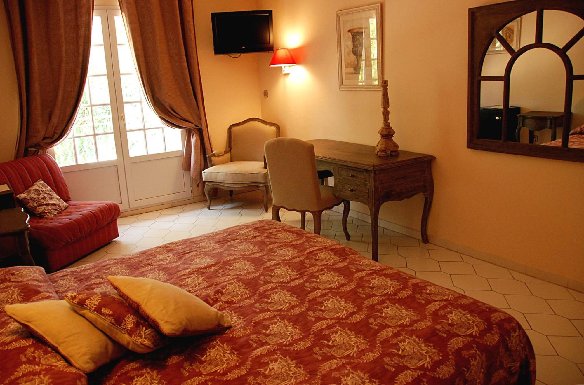 Hotel Les Mazets Des Roches Tarascon Cameră foto
